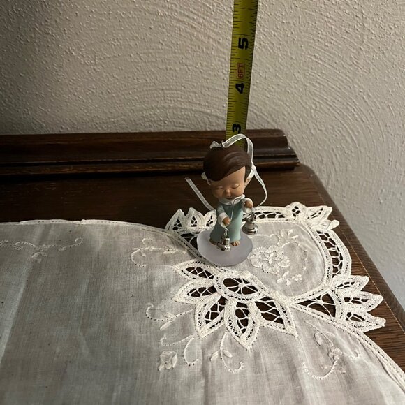 Mary’s Willow Boy with Bells Angel - Picture 4 of 4